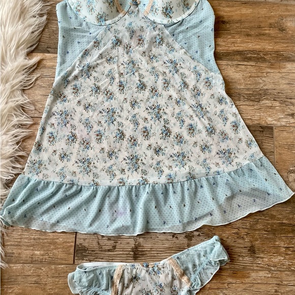 Beautiful Sophie b bra top blue Floral baby doll lingerie & matching panty - Picture 11 of 12